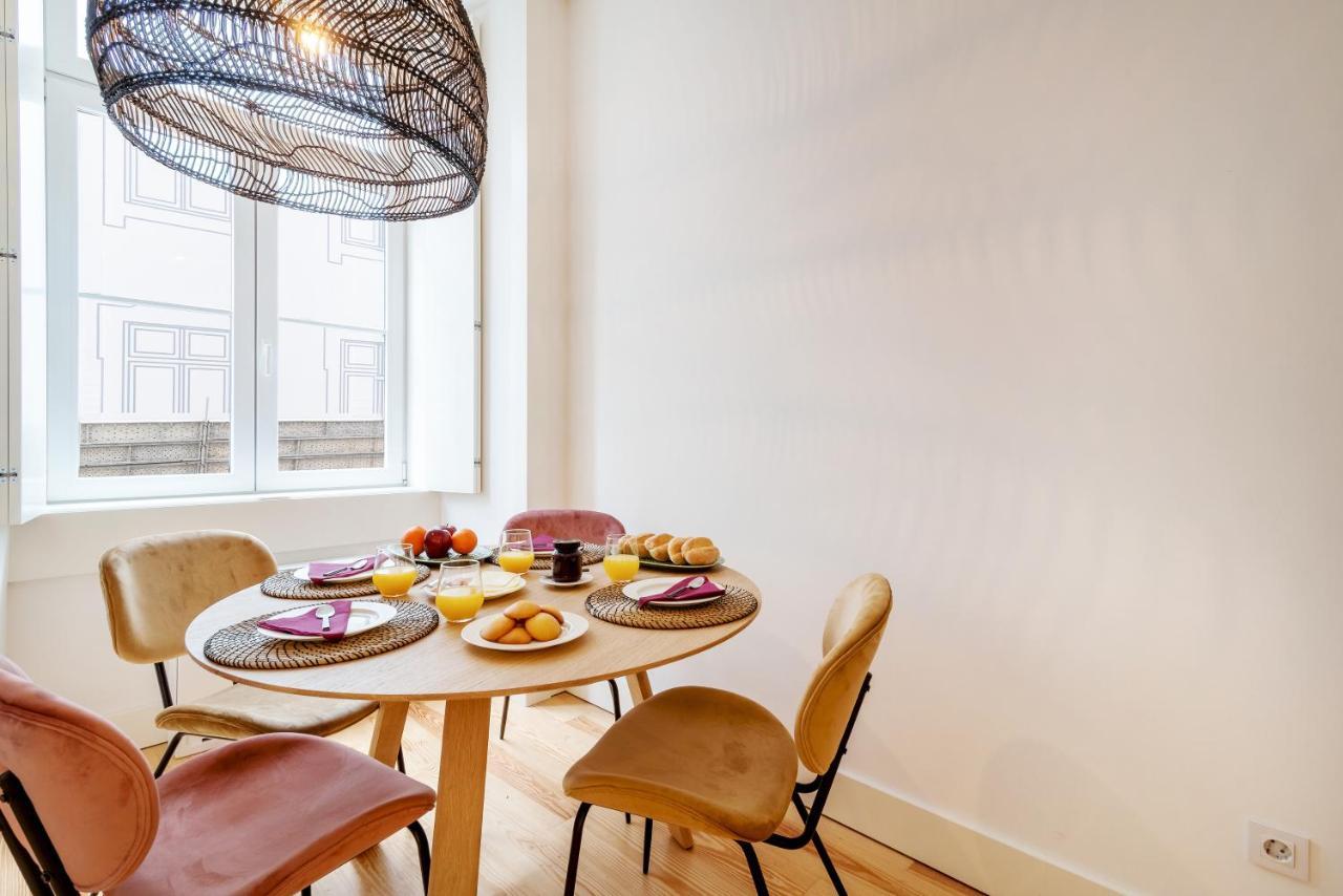 Modern 1Bdr In Downtown Lisbon By Lovelystay Eksteriør bilde